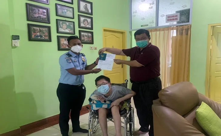 Kantor Imigrasi Pekanbaru Punya Layanan Antar Paspor Bagi Penyandang Disabilitas