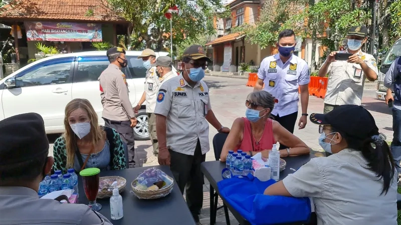 Puluhan WNA Langgar Prokes Didenda Rp 1 juta di Bali