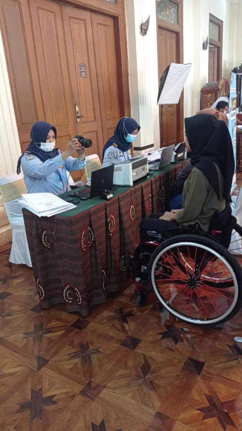 67 Atlet Paralympic Bikin Paspor Kolektif di Lokasi Pusat Pelatihan di Solo