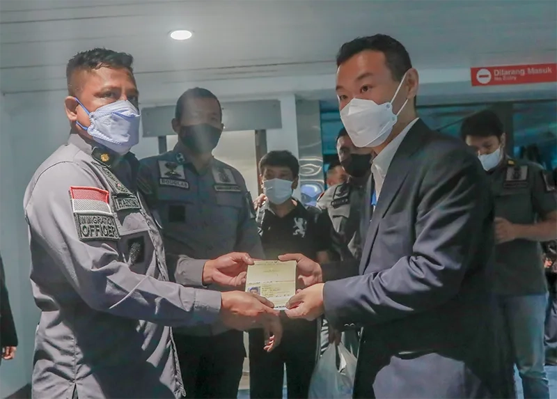 Tangkap Buronan Internasional, Imigrasi Terima Penghargaan dari Kepolisian Jepang