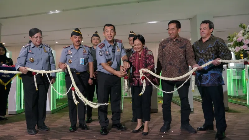 Immigration Border Control at Soetta Airport is getting faster with the new Autogate equipped with Face Recognition Technology