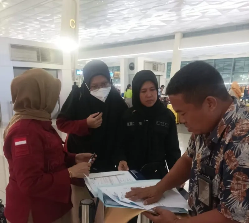 Siaran Pers : 22 Orang Pengungsi Diberangkatkan dari Jakarta