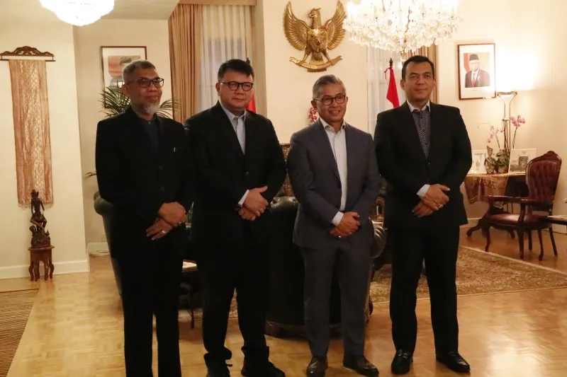 Siaran Pers : Hadiri Courtesy Call dengan KBRI Den Haag, Ditjen Imigrasi Tukar Informasi tentang WNI di Belanda