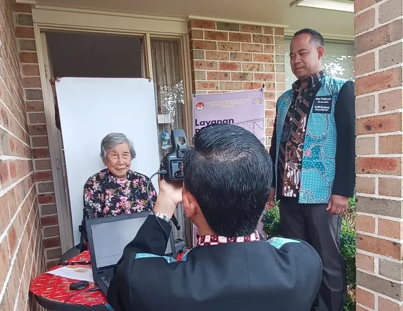 KJRI Layani Lansia dan Orang Sakit di Greater Sydney Urus Paspor dengan SELARAS