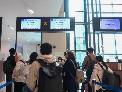 Imigrasi Pasang QR Code Pengaduan, Webcam hingga No Tipping Sign di Bandara dan  Pelabuhan