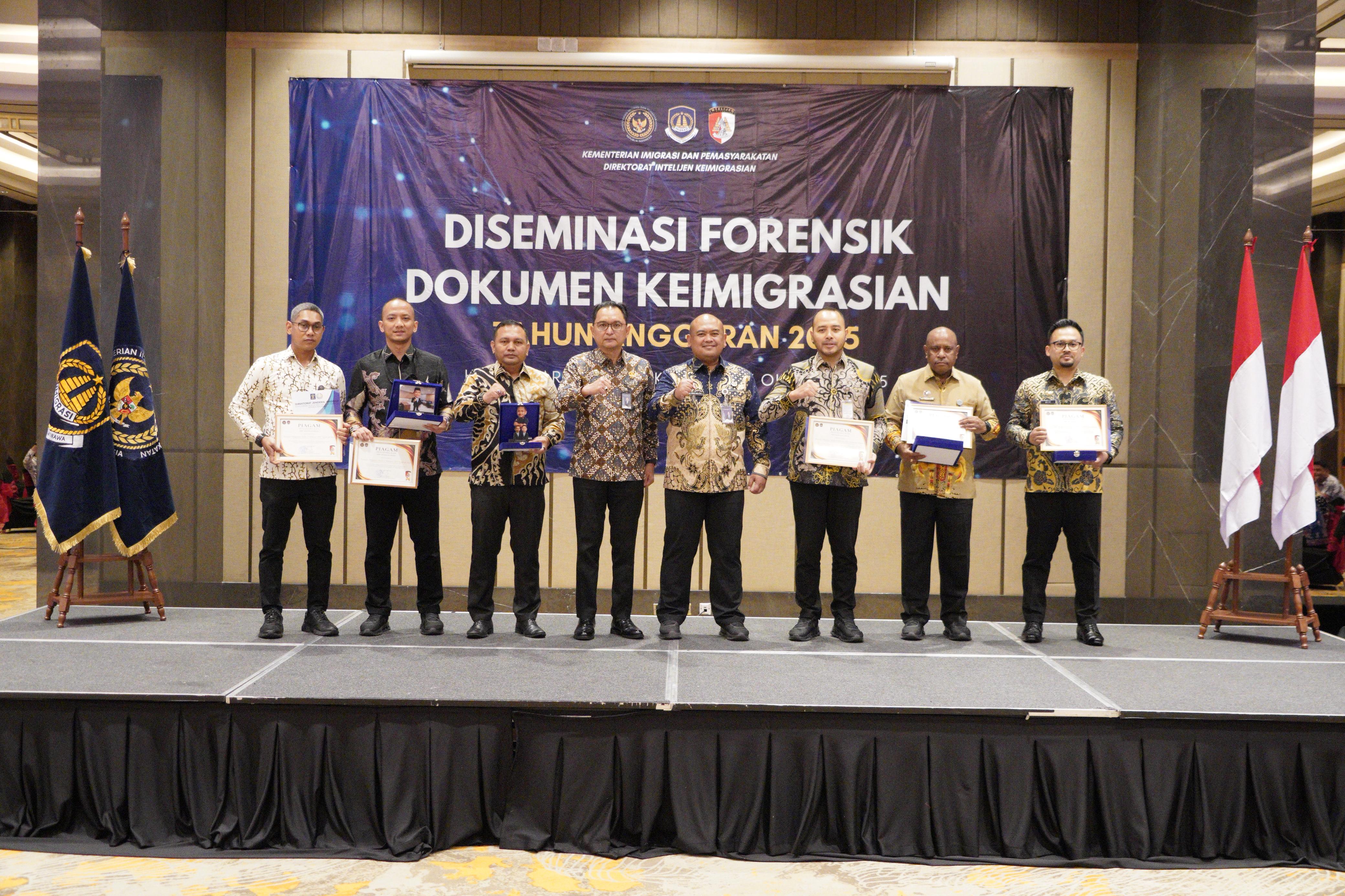 Empat Kantor Imigrasi Raih Lima Penghargaan Forensik Dokumen Keimigrasian 2025