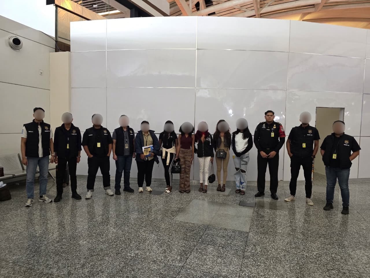 Imigrasi Ngurah Rai Deportasi 18 WNA dalam Sepekan, 10 Diantaranya Terlibat Prostitusi