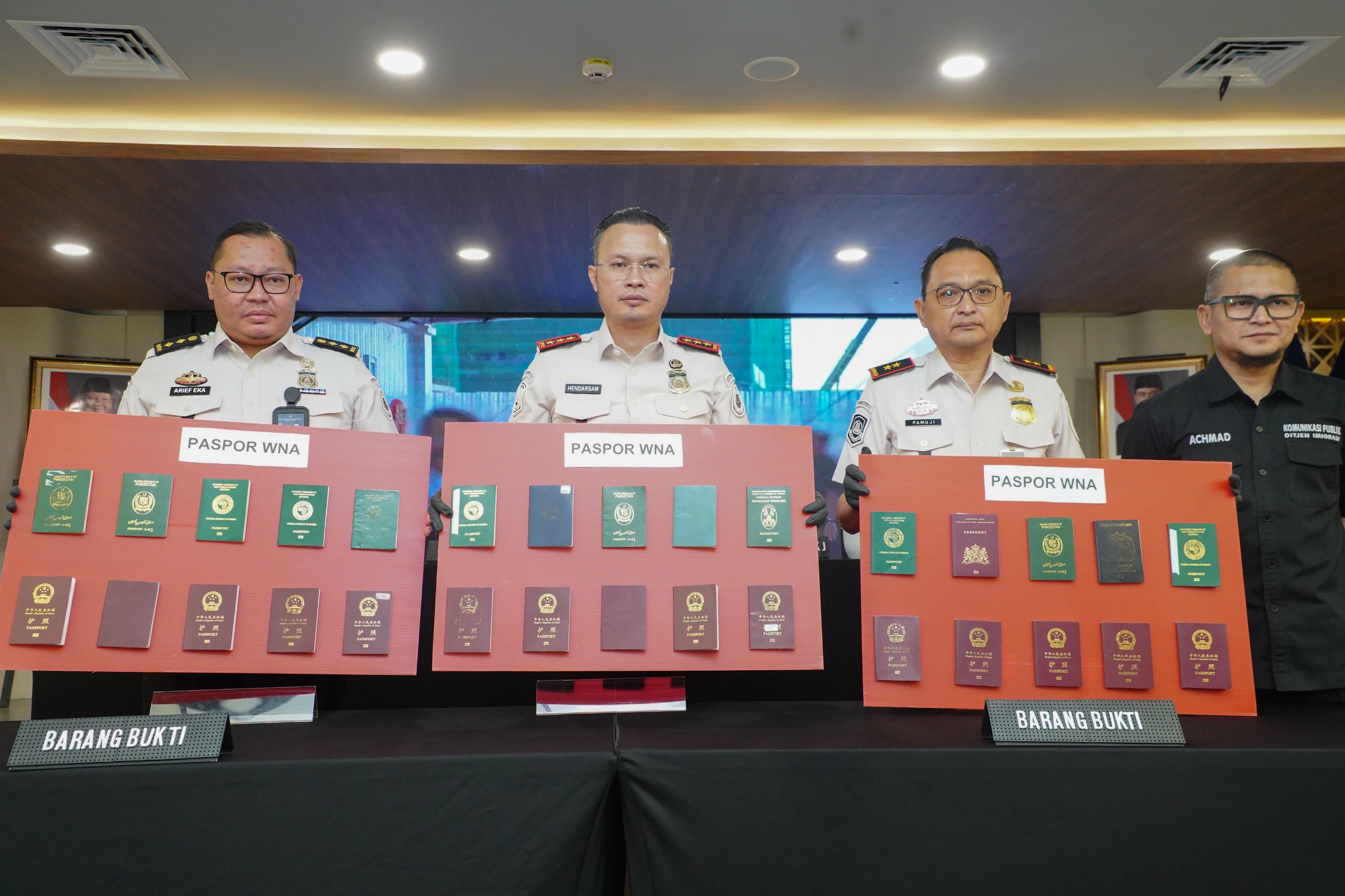 346 WNA yang Diduga Melanggar Terciduk Petugas Imigrasi dalam Operasi Wirawaspada 2026